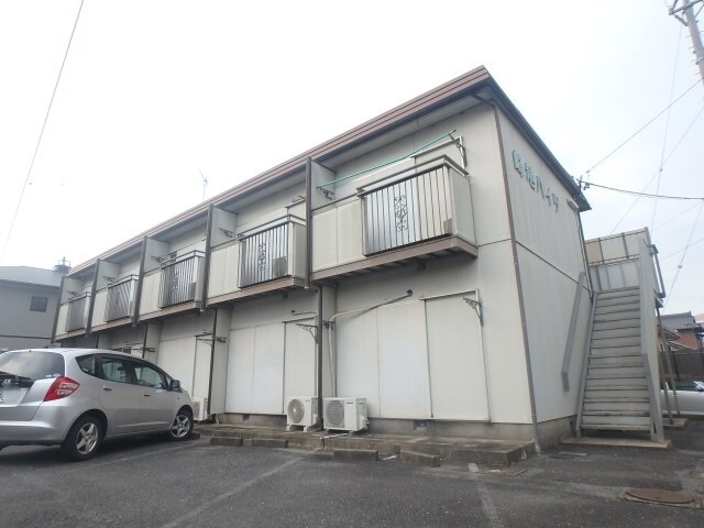 峰地ハイツの外観