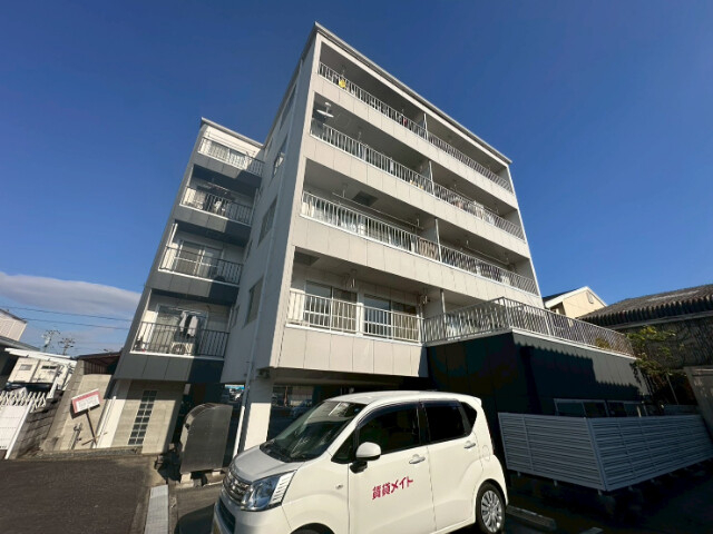 レナジア大倉の外観