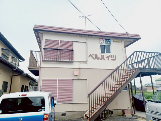 ベルハイツの外観