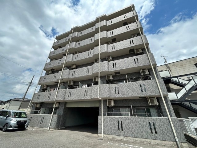 ラフィネ上浜の外観