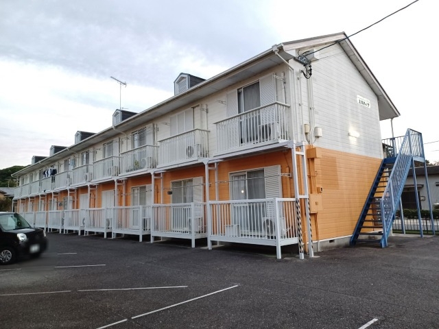 上六ハイツの外観