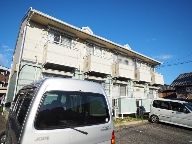 プレジール坂倉の外観