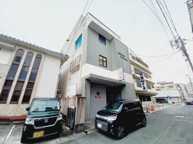 エステート箱庄の外観