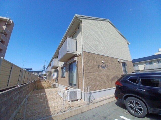 ジー　ウィズダム　Ｂ棟の外観