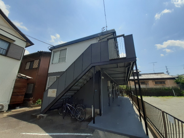 コーポ３３３の外観