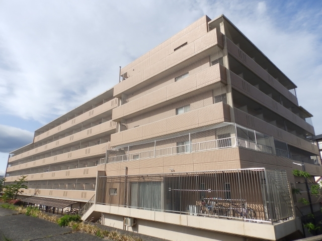 ブロッサムガーデン利平治の外観