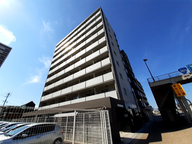 Ｓ－ＦＯＲＴ四日市元町の外観