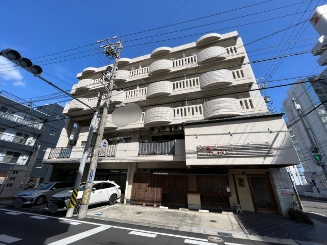尾関ハイツの外観