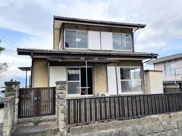 川島町貸家の外観