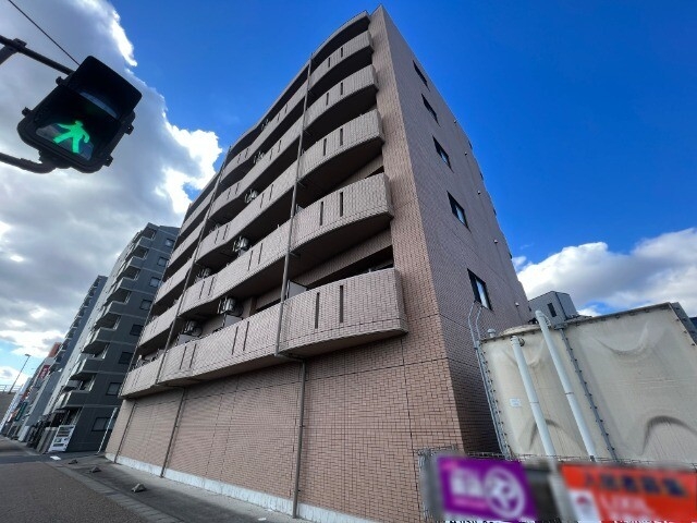 ランドマーク西町の外観