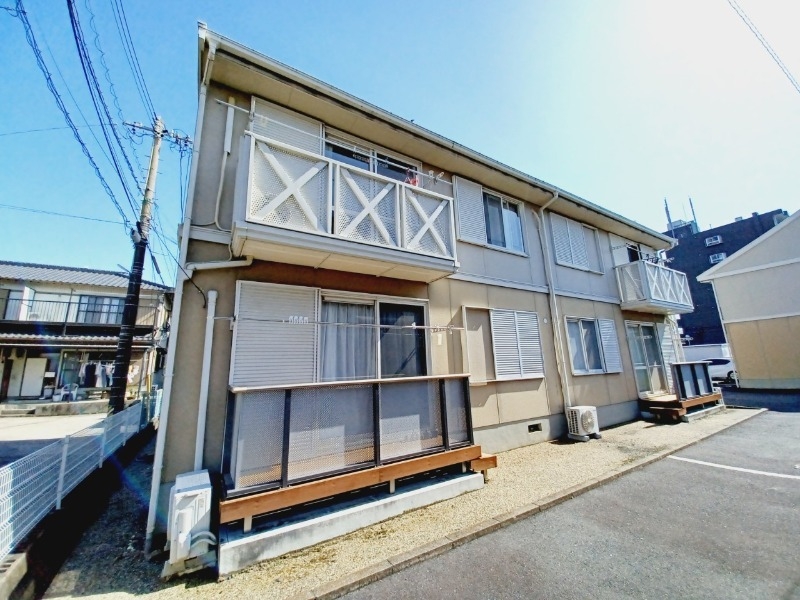 グランドール日永Ｂ棟の外観