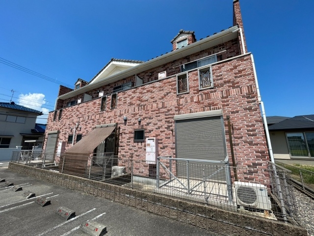 Ｒｅｖｅ　Ｇｒａｎｄｉｓ　Ａ棟の外観