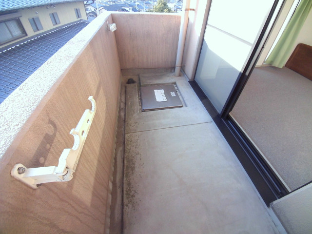 バルコニー バルコニー