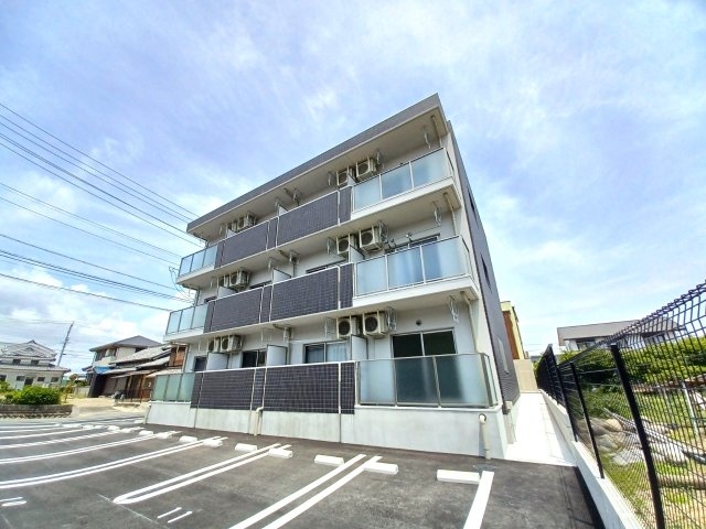 ＰＬＵＭＥＲＩＡ　ｓｈｉｒａｓｕｋａの外観