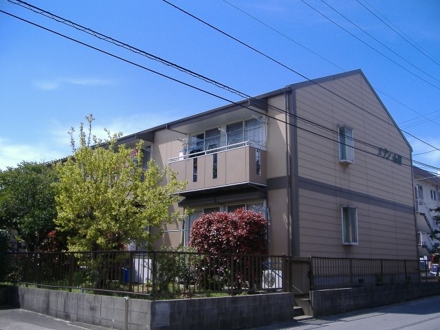 メゾン山麓の外観
