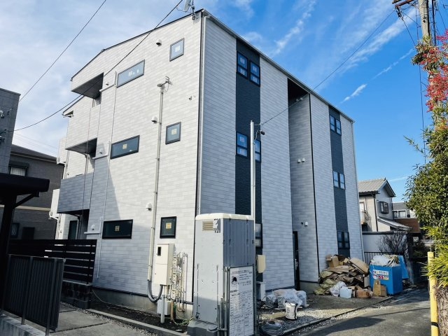 スクエア富田の外観