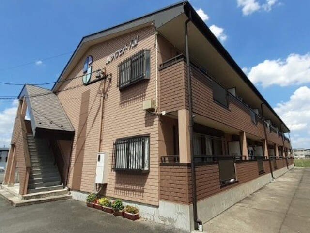ライフピット八田の外観