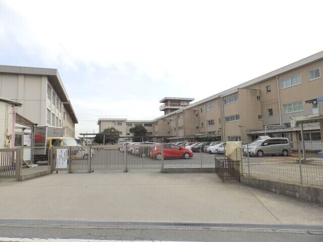 四日市市立海蔵小学校 四日市市立海蔵小学校
