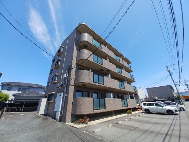 ベルハイム城山の外観