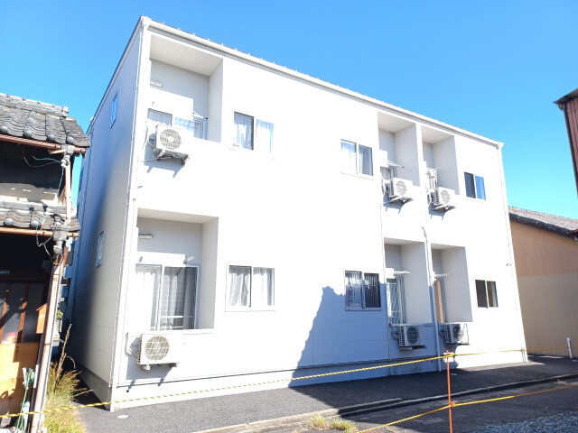 ｌａ　ｄｏｕｃｅ　ｃｈａｌｅｕｒの外観