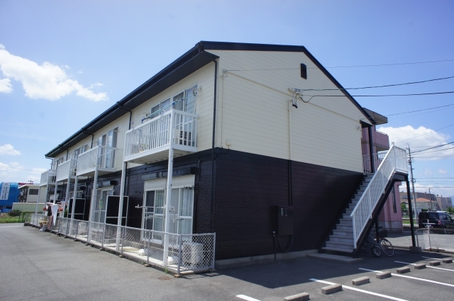 シティーハイツキャッスルＢ棟の外観