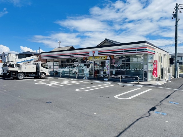 セブンイレブン 四日市蒔田2丁目店 セブンイレブン 四日市蒔田2丁目店