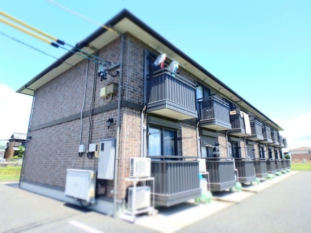 アリビオ里中の外観