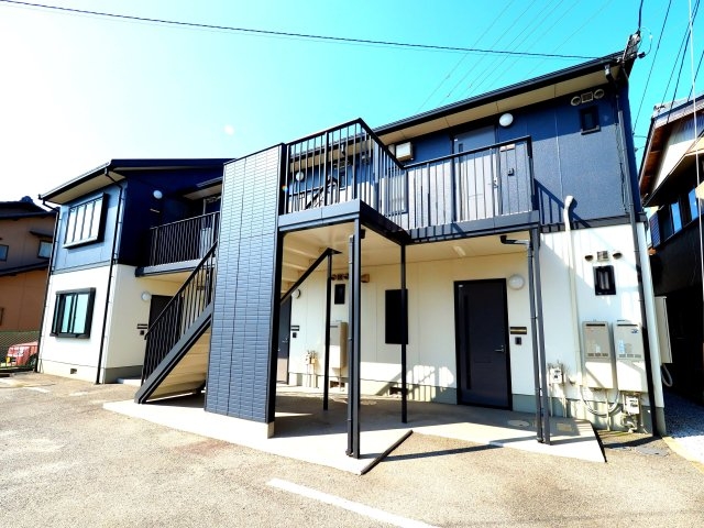 アルシオネ宮の前　Ｂ棟の外観