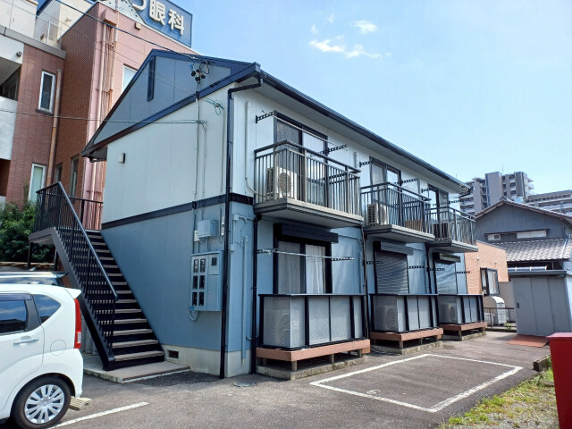 コーポ八幡の外観