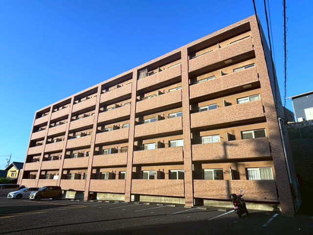 ラフレシール山城の外観