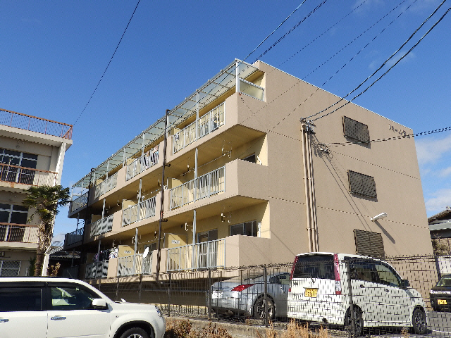ドミール笹山の外観