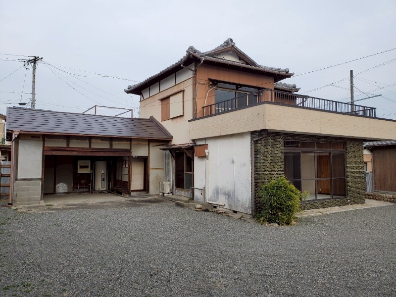 浜一色町貸家の外観