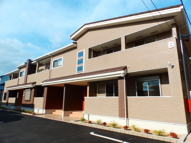 コリーヌ日永西　Ｂ