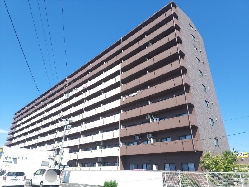 プロミネント四日市の外観