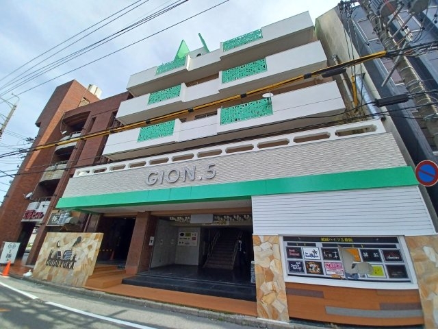 祇園ハイツの外観