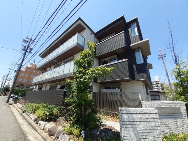 クレスティークの外観 クレスティークの外観
