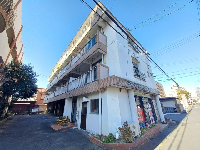 富士美荘　本館の外観