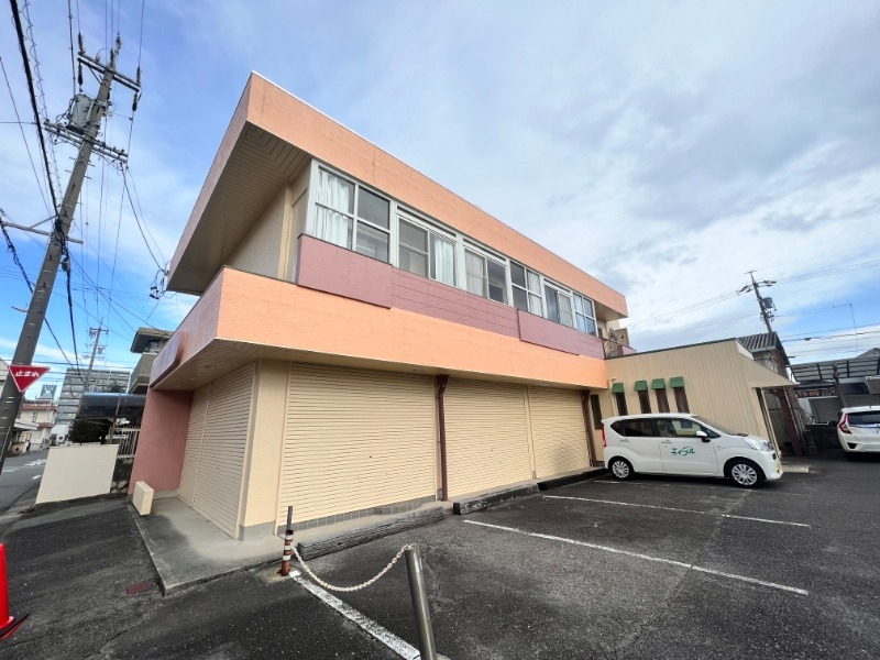 バスティード西浜田の外観