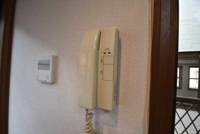インターホン