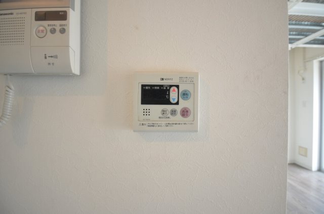 給湯器リモコン