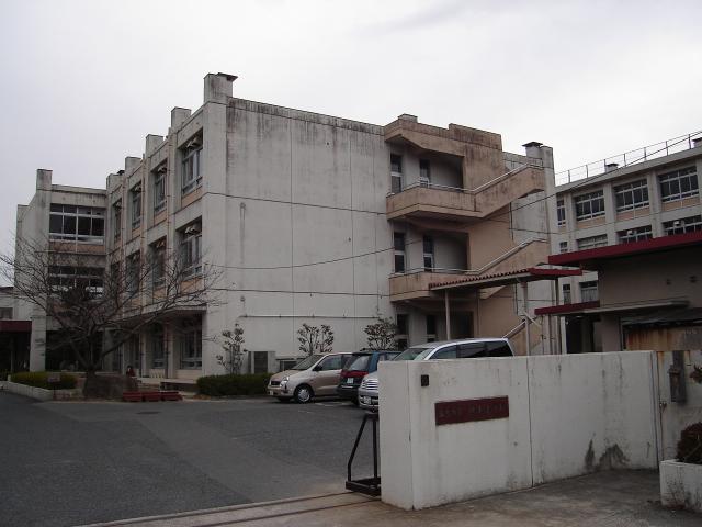 市立伴東小学校