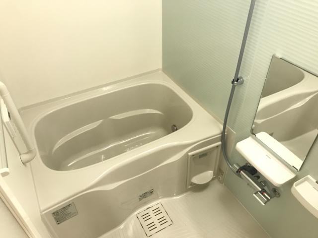 バス