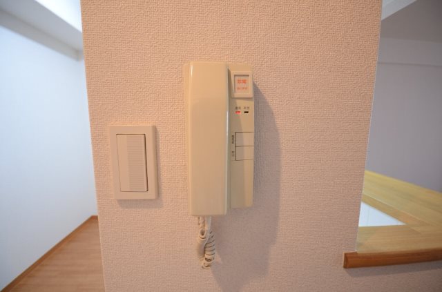 インターホン