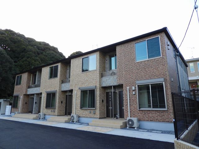 エスティタート　ブリランテ