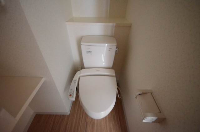 ウォシュレット付トイレ