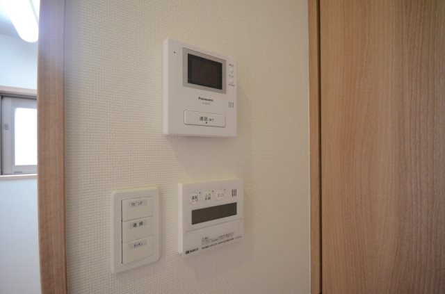 モニター付インターホン※別室写真