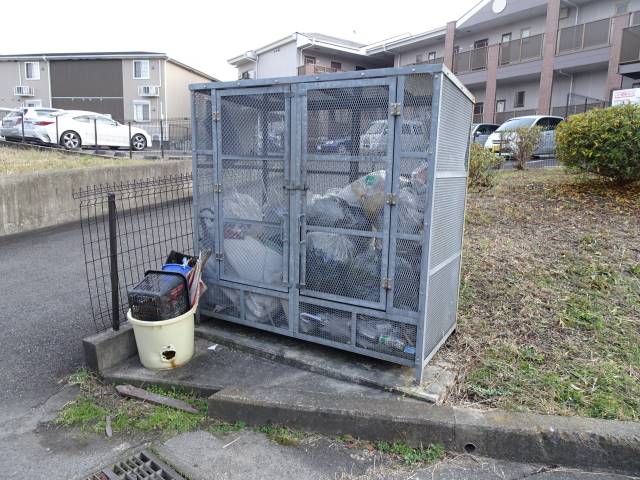 ゴミ置場 ゴミ置場
