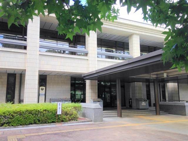 滋賀県立図書館 滋賀県立図書館