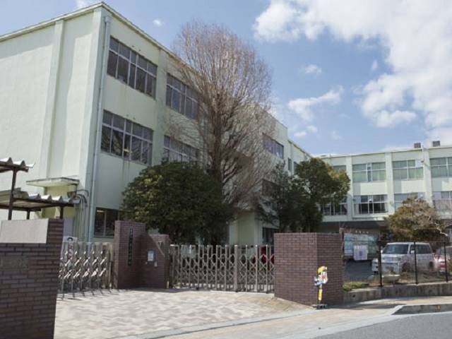草津市立老上小学校