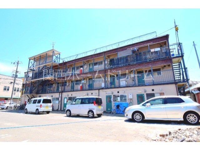 東北第４マンションの外観